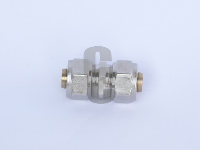 Адаптор прав ф20х20                                                                                                                                                                                                                                                                                         